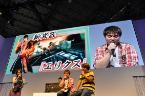 【TGS 2012】「DmC デビル メイ クライ」真紅の両腕で敵を粉砕する新武器「エリクス」の威力とは？ニュース番組に入り込む新ステージやCGムービーも国内初公開の画像47