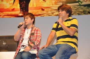 【TGS 2012】「DmC デビル メイ クライ」真紅の両腕で敵を粉砕する新武器「エリクス」の威力とは？ニュース番組に入り込む新ステージやCGムービーも国内初公開の画像6