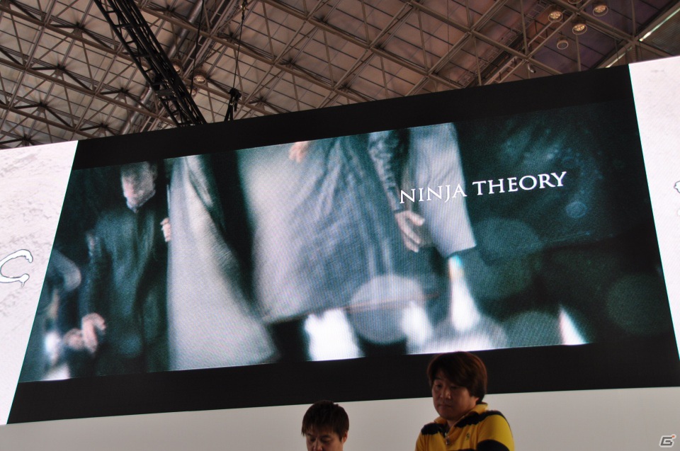 【TGS 2012】「DmC デビル メイ クライ」真紅の両腕で敵を粉砕する新武器「エリクス」の威力とは？ニュース番組に入り込む新ステージやCGムービーも国内初公開の画像106