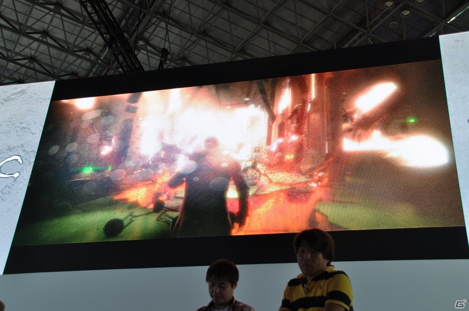 【TGS 2012】「DmC デビル メイ クライ」真紅の両腕で敵を粉砕する新武器「エリクス」の威力とは？ニュース番組に入り込む新ステージやCGムービーも国内初公開の画像116