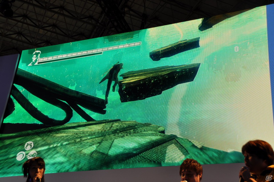 【TGS 2012】「DmC デビル メイ クライ」真紅の両腕で敵を粉砕する新武器「エリクス」の威力とは？ニュース番組に入り込む新ステージやCGムービーも国内初公開の画像15