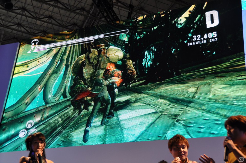【TGS 2012】「DmC デビル メイ クライ」真紅の両腕で敵を粉砕する新武器「エリクス」の威力とは？ニュース番組に入り込む新ステージやCGムービーも国内初公開の画像39