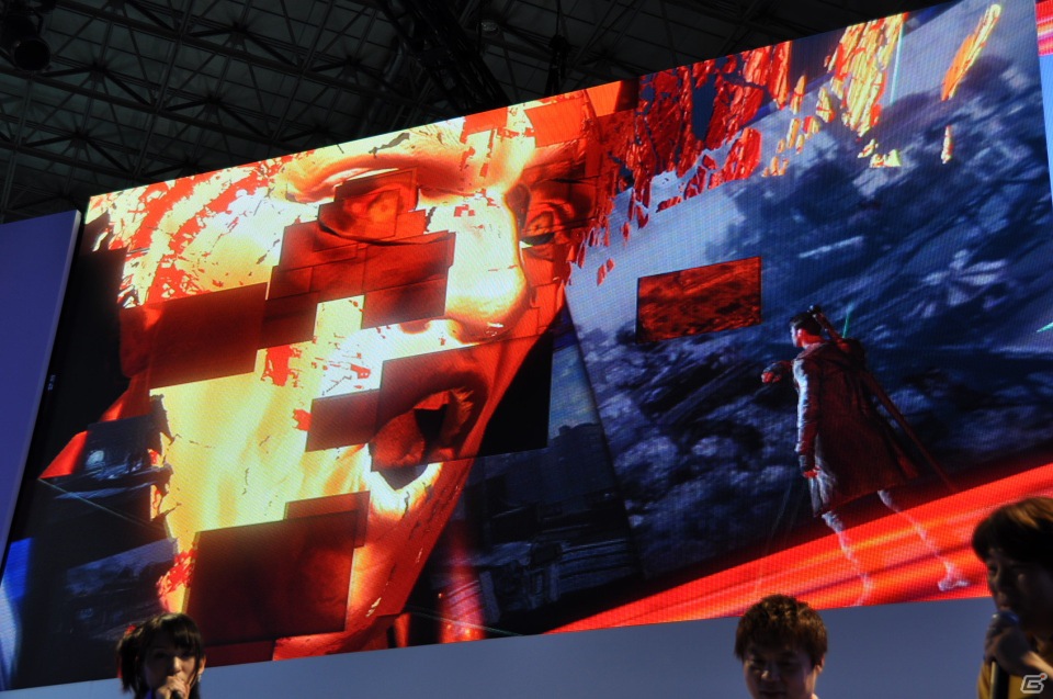【TGS 2012】「DmC デビル メイ クライ」真紅の両腕で敵を粉砕する新武器「エリクス」の威力とは？ニュース番組に入り込む新ステージやCGムービーも国内初公開の画像78