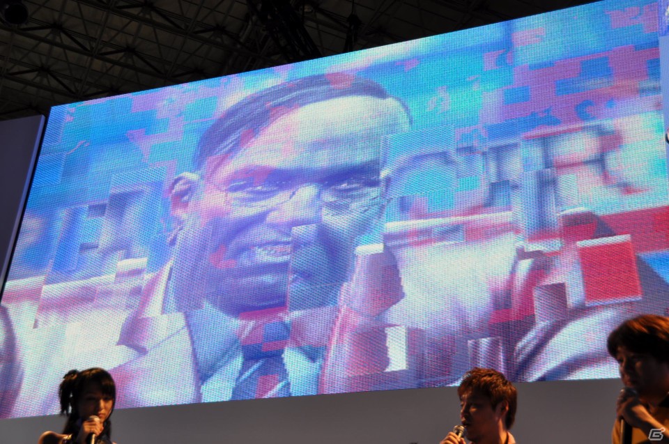 【TGS 2012】「DmC デビル メイ クライ」真紅の両腕で敵を粉砕する新武器「エリクス」の威力とは？ニュース番組に入り込む新ステージやCGムービーも国内初公開の画像85