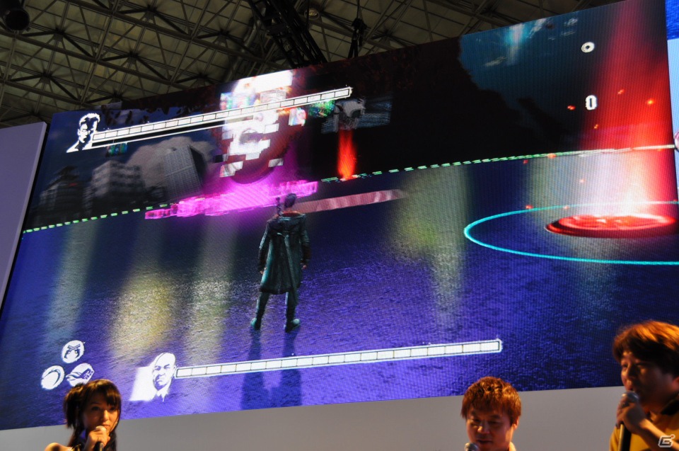 【TGS 2012】「DmC デビル メイ クライ」真紅の両腕で敵を粉砕する新武器「エリクス」の威力とは？ニュース番組に入り込む新ステージやCGムービーも国内初公開の画像88
