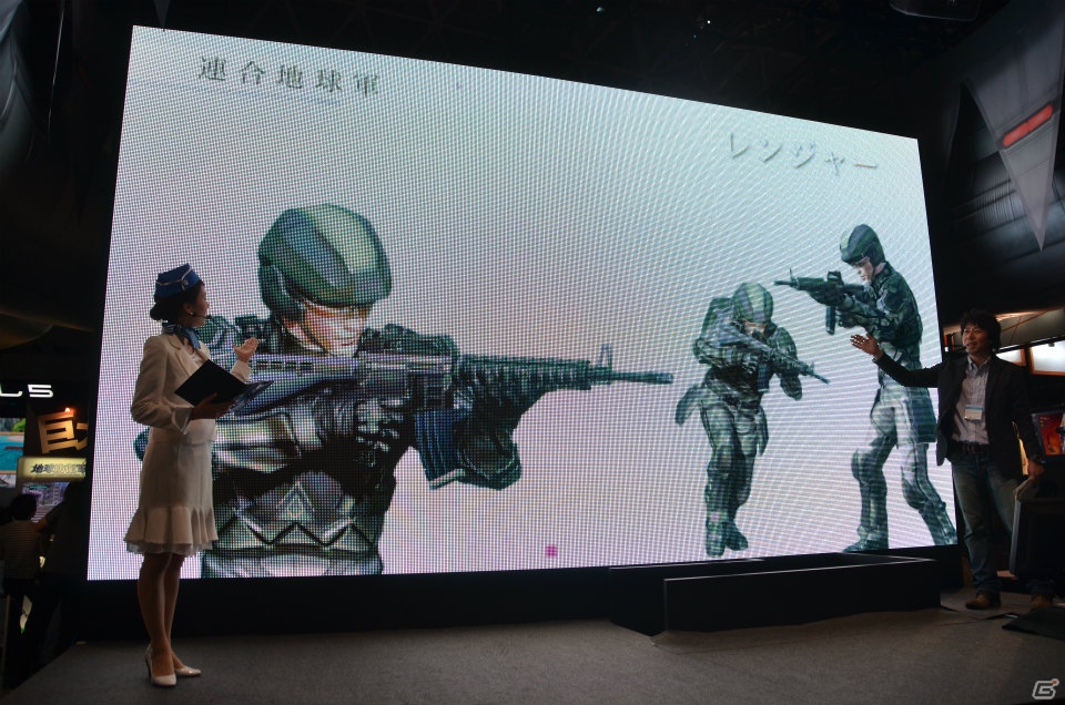 【TGS 2012】再び登場する巨大生物により人類はさらなる絶望へ…？操作キャラや新たな敵の情報が公開された「地球防衛軍4」メディアブリーフィングの模様をお届けの画像11