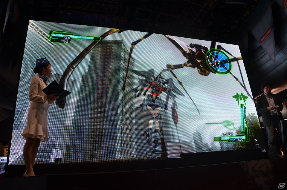【TGS 2012】再び登場する巨大生物により人類はさらなる絶望へ…？操作キャラや新たな敵の情報が公開された「地球防衛軍4」メディアブリーフィングの模様をお届けの画像22
