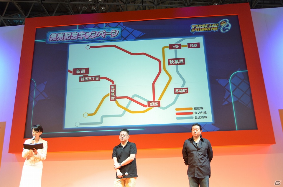 【TGS 2012】東京メトロ8駅で「スパロボOG」のポスターが！佐山彩香さんの水着姿も堪能できた「スーパーロボット大戦Card Chronicle」＆イベント告知ステージの画像10