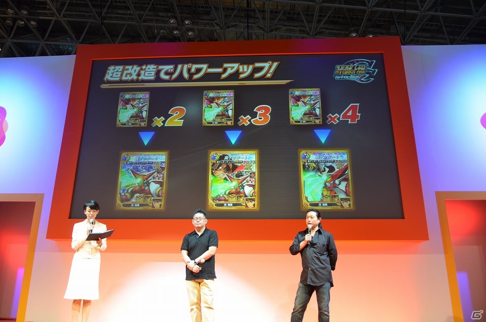 【TGS 2012】東京メトロ8駅で「スパロボOG」のポスターが！佐山彩香さんの水着姿も堪能できた「スーパーロボット大戦Card Chronicle」＆イベント告知ステージの画像6