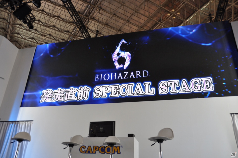 【TGS 2012】「バイオハザード6」周囲のゾンビを活性化させるクリーチャーの叫び声に震撼せよ！エージェントハントの模様も実機プレイデモで披露の画像20