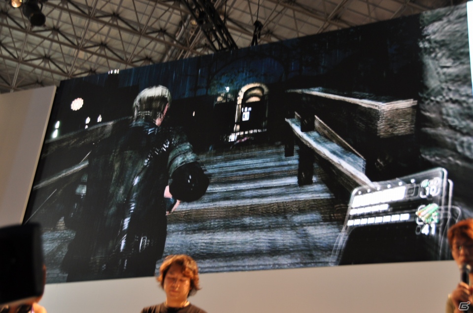 【TGS 2012】「バイオハザード6」周囲のゾンビを活性化させるクリーチャーの叫び声に震撼せよ！エージェントハントの模様も実機プレイデモで披露の画像30