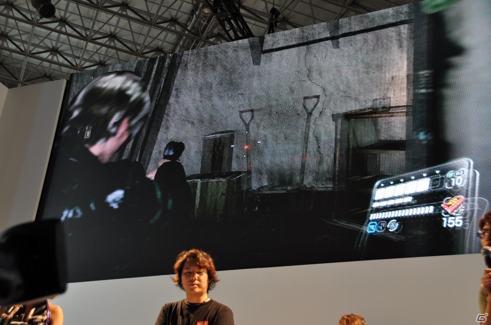 【TGS 2012】「バイオハザード6」周囲のゾンビを活性化させるクリーチャーの叫び声に震撼せよ！エージェントハントの模様も実機プレイデモで披露の画像37