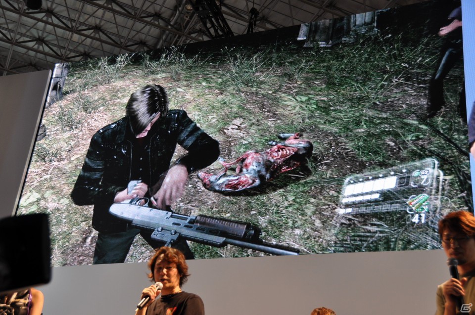 【TGS 2012】「バイオハザード6」周囲のゾンビを活性化させるクリーチャーの叫び声に震撼せよ！エージェントハントの模様も実機プレイデモで披露の画像50