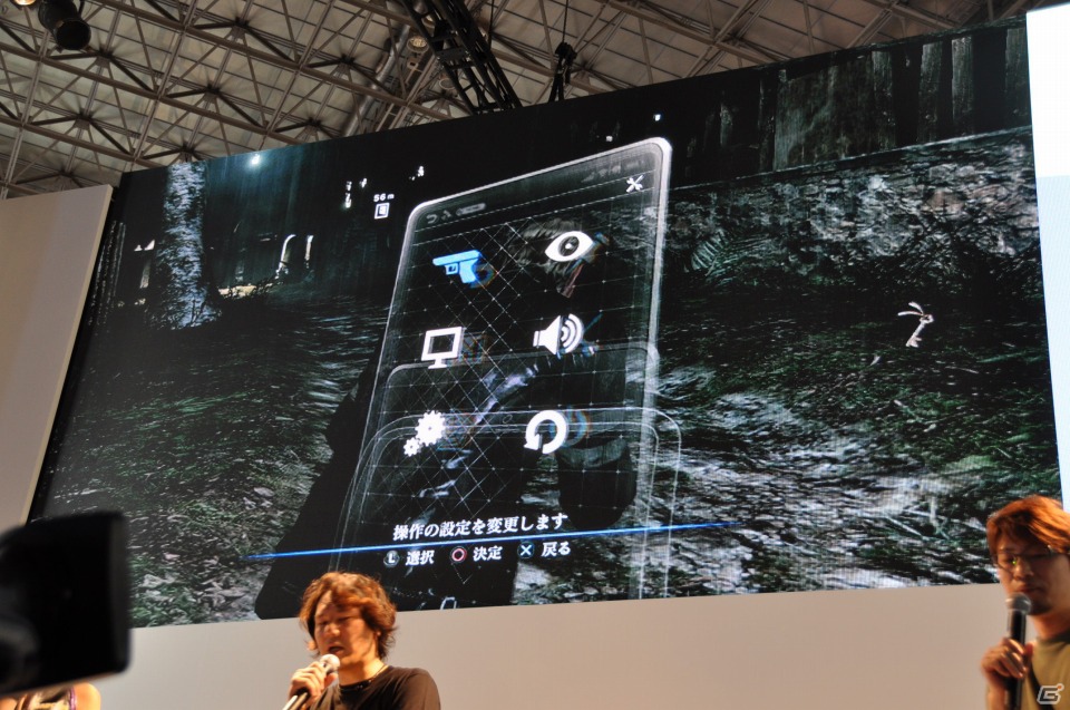 【TGS 2012】「バイオハザード6」周囲のゾンビを活性化させるクリーチャーの叫び声に震撼せよ！エージェントハントの模様も実機プレイデモで披露の画像54