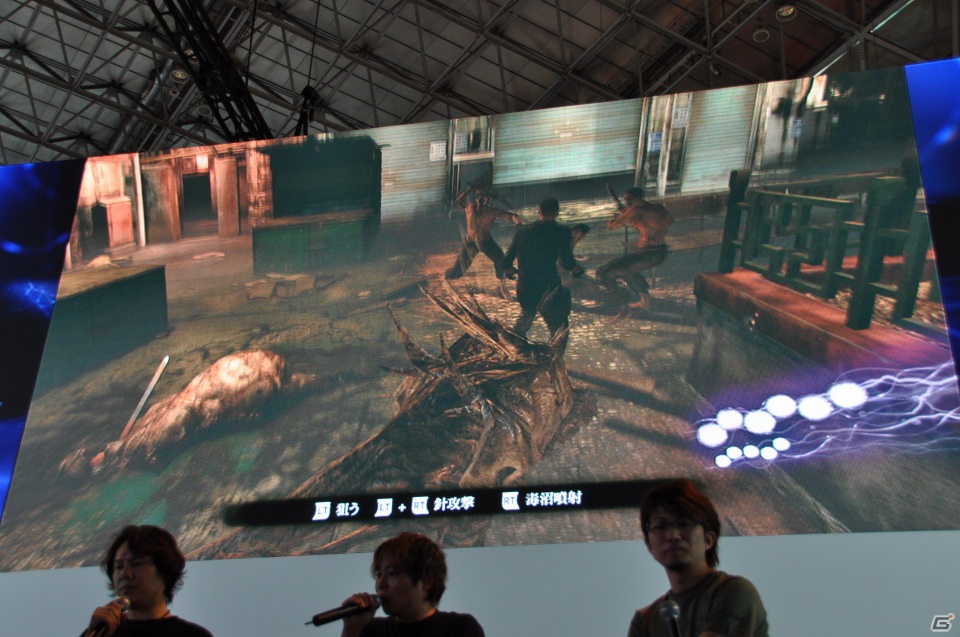 【TGS 2012】「バイオハザード6」周囲のゾンビを活性化させるクリーチャーの叫び声に震撼せよ！エージェントハントの模様も実機プレイデモで披露の画像6