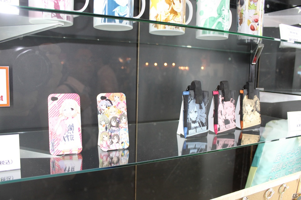 【TGS 2012】ゲーム関連グッズや音楽CDなどが盛りだくさんな物販コーナーレポートの画像18