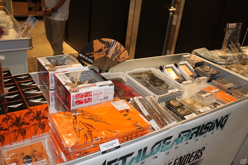 【TGS 2012】ゲーム関連グッズや音楽CDなどが盛りだくさんな物販コーナーレポートの画像22