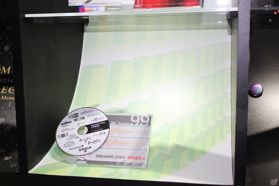 【TGS 2012】ゲーム関連グッズや音楽CDなどが盛りだくさんな物販コーナーレポートの画像27