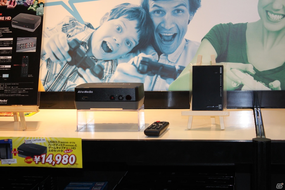 【TGS 2012】ゲーム関連グッズや音楽CDなどが盛りだくさんな物販コーナーレポートの画像37