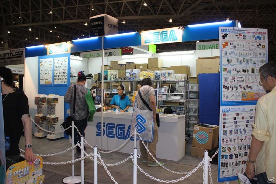 【TGS 2012】ゲーム関連グッズや音楽CDなどが盛りだくさんな物販コーナーレポートの画像46