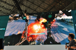 【TGS 2012】「ロスト プラネット 3」実機プレイで極寒の惑星EDN-3rdに潜む謎に迫る！？独特の操作感のユーティリティ・リグで巨大AKを圧倒！の画像102