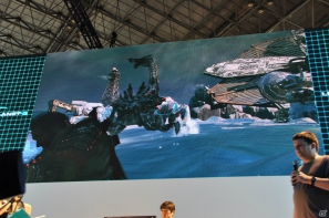 【TGS 2012】「ロスト プラネット 3」実機プレイで極寒の惑星EDN-3rdに潜む謎に迫る！？独特の操作感のユーティリティ・リグで巨大AKを圧倒！の画像83