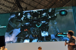 【TGS 2012】「ロスト プラネット 3」実機プレイで極寒の惑星EDN-3rdに潜む謎に迫る！？独特の操作感のユーティリティ・リグで巨大AKを圧倒！の画像86
