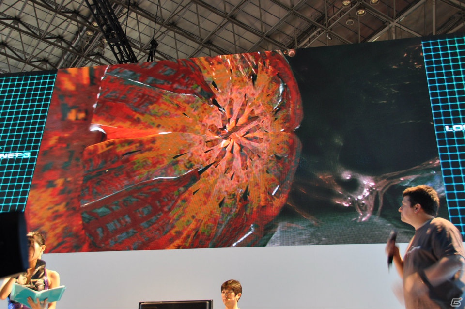 【TGS 2012】「ロスト プラネット 3」実機プレイで極寒の惑星EDN-3rdに潜む謎に迫る！？独特の操作感のユーティリティ・リグで巨大AKを圧倒！の画像22
