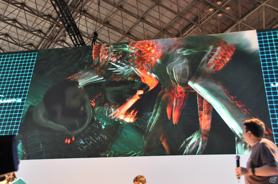 【TGS 2012】「ロスト プラネット 3」実機プレイで極寒の惑星EDN-3rdに潜む謎に迫る！？独特の操作感のユーティリティ・リグで巨大AKを圧倒！の画像45