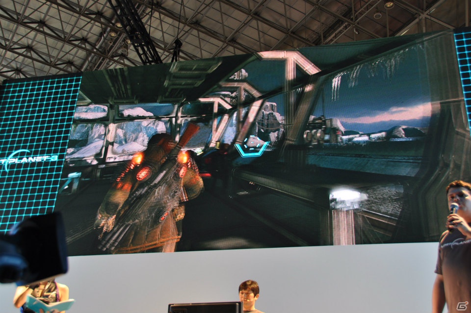 【TGS 2012】「ロスト プラネット 3」実機プレイで極寒の惑星EDN-3rdに潜む謎に迫る！？独特の操作感のユーティリティ・リグで巨大AKを圧倒！の画像63