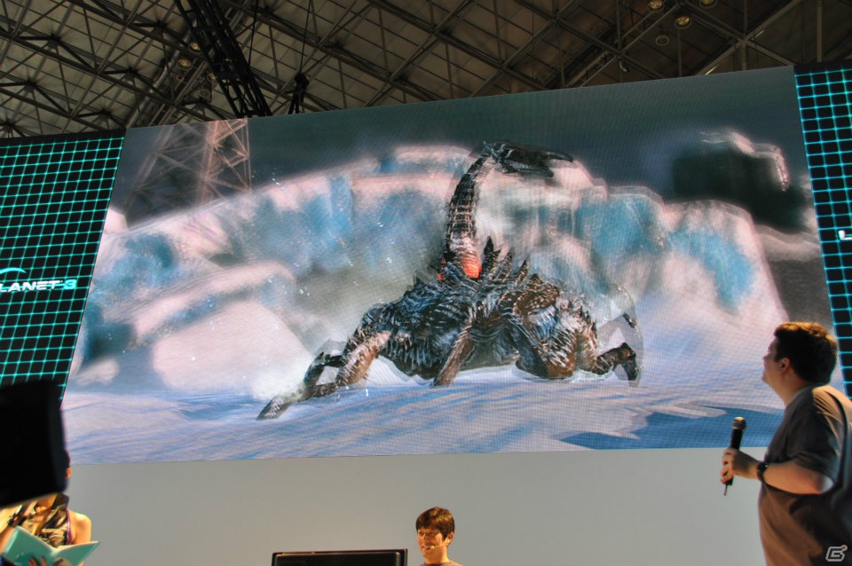 【TGS 2012】「ロスト プラネット 3」実機プレイで極寒の惑星EDN-3rdに潜む謎に迫る！？独特の操作感のユーティリティ・リグで巨大AKを圧倒！の画像75