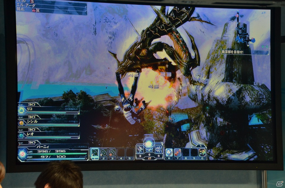 【TGS 2012】武器固有の特殊能力が付くようシステムを構築中―ユーザーの質問にバシバシ答えた「ファンタシースターオンライン2」最終日のステージレポートの画像27