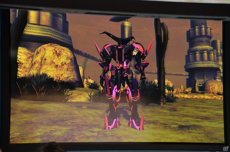 【TGS 2012】武器固有の特殊能力が付くようシステムを構築中―ユーザーの質問にバシバシ答えた「ファンタシースターオンライン2」最終日のステージレポートの画像36