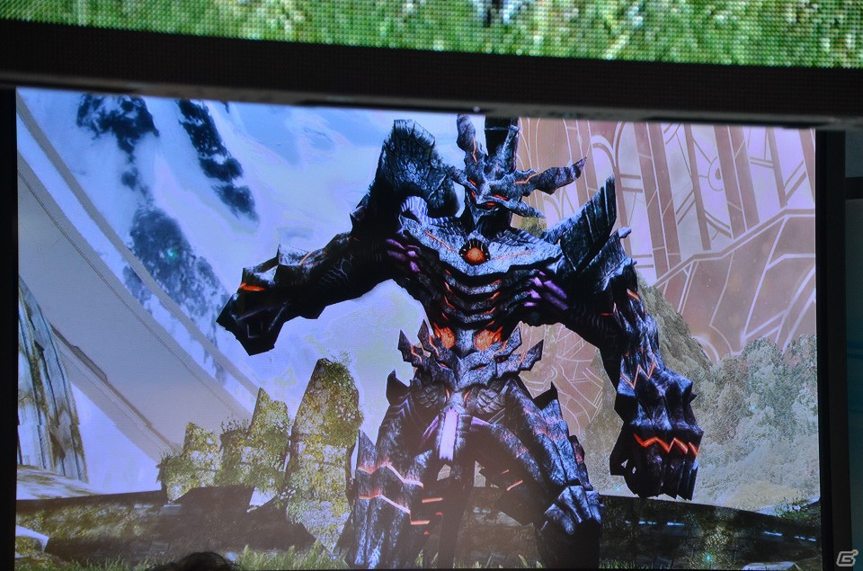 【TGS 2012】武器固有の特殊能力が付くようシステムを構築中―ユーザーの質問にバシバシ答えた「ファンタシースターオンライン2」最終日のステージレポートの画像40