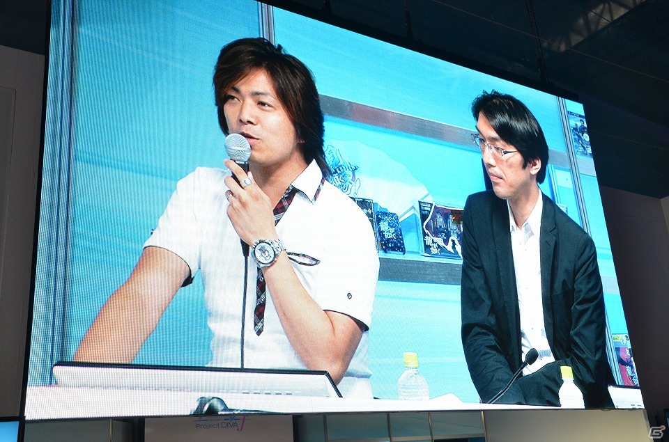 【TGS 2012】「初音ミク -Project DIVA- f」カスタマイズ機能搭載はスタッフのメガネ好きが理由！？開発陣がユーザーの疑問に答えたステージ模様を紹介の画像19