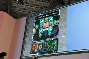 【TGS 2012】新感覚パズルゲーム「忍者アームズ」グラドルの森下悠里さんがセクシーなくノ一衣装で実機プレイ！サテライト制作のアニメを収録した新PVも公開の画像21
