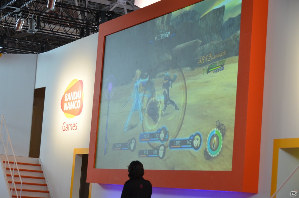 【TGS 2012】PS3「テイルズ オブ エクシリア2」浜崎あゆみさんが歌う「Song 4 u」にのせた最新PVを披露！「魔法少女まどか☆マギカ」とのコラボなど新情報が飛び出した「YAPPARI！『テイルズ オブ』スペシャルステージ＠TGS2012」の画像25