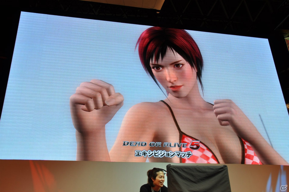 【TGS 2012】新堀ディレクターのガッツポーズも！「DEAD OR ALIVE 5」発売前だが高レベルの闘いが繰り広げられたエキシビションマッチレポートの画像93