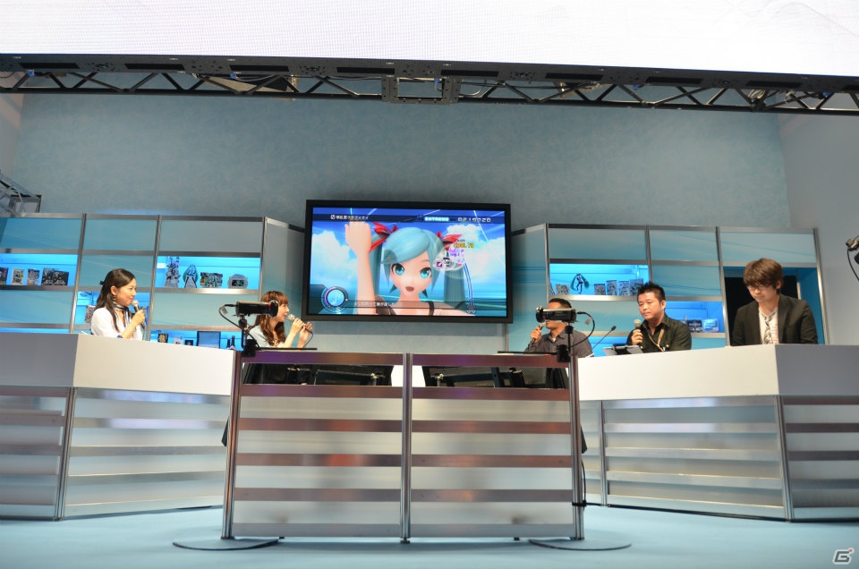 【TGS 2012】「初音ミク ライブステージ プロデューサー」「初音ミク ドリーミーシアター extend」「初音ミク project DIVA Arcade」の情報盛りだくさんのステージをレポートの画像14