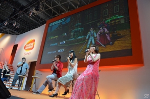 【TGS 2012】ディレクター・森住氏が100コンボプレイを披露！置鮎龍太郎さん、横山智佐さん、浅野真澄さんも駆け付けた「プロジェクト クロスゾーン」スペシャルクロスオーバーステージレポの画像13