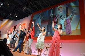 【TGS 2012】ディレクター・森住氏が100コンボプレイを披露！置鮎龍太郎さん、横山智佐さん、浅野真澄さんも駆け付けた「プロジェクト クロスゾーン」スペシャルクロスオーバーステージレポの画像18