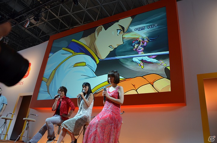 【TGS 2012】ディレクター・森住氏が100コンボプレイを披露！置鮎龍太郎さん、横山智佐さん、浅野真澄さんも駆け付けた「プロジェクト クロスゾーン」スペシャルクロスオーバーステージレポの画像11