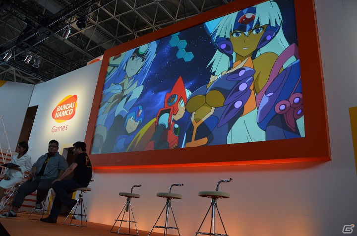 【TGS 2012】ディレクター・森住氏が100コンボプレイを披露！置鮎龍太郎さん、横山智佐さん、浅野真澄さんも駆け付けた「プロジェクト クロスゾーン」スペシャルクロスオーバーステージレポの画像4