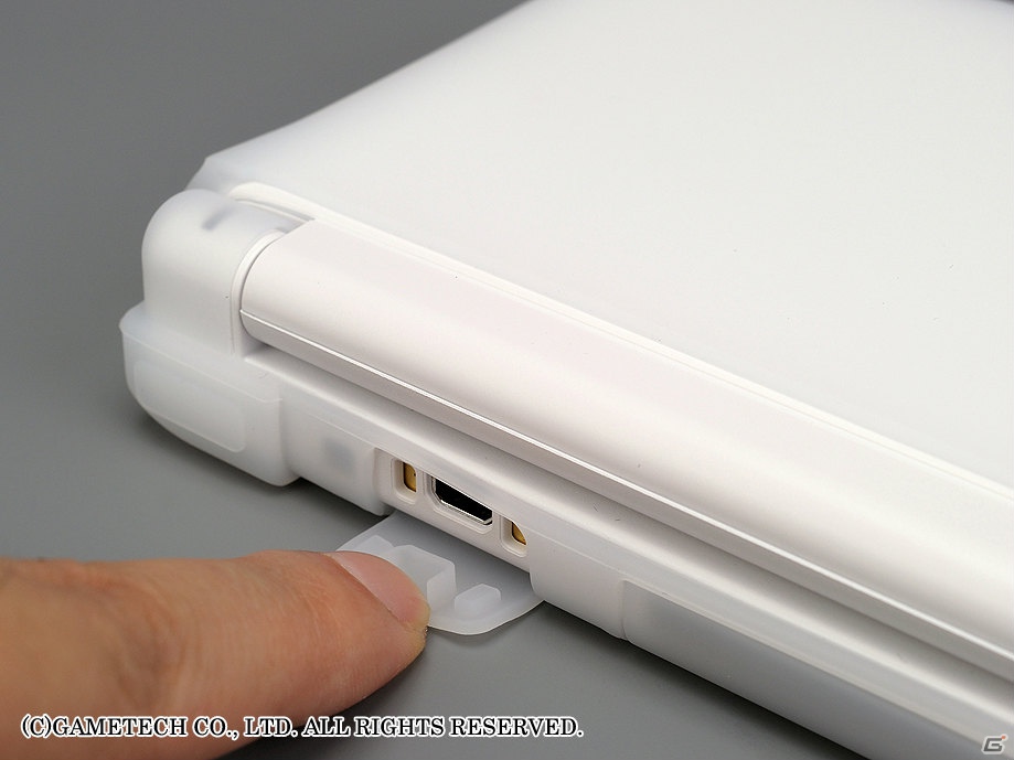 ゲームテック、3DSLL本体を保護する3種のカバーとタッチペンを9月28日に発売の画像29