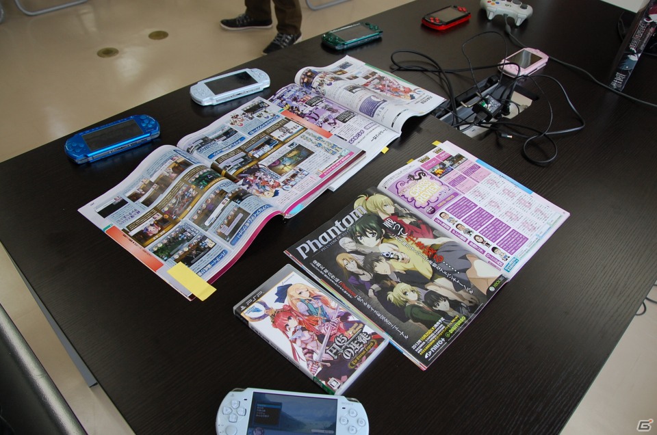 PSP「円卓の生徒 The Eternal Legend」開発メーカー・エクスペリエンスのユーザー参加型公開生放送が実施―新作情報も！の画像2