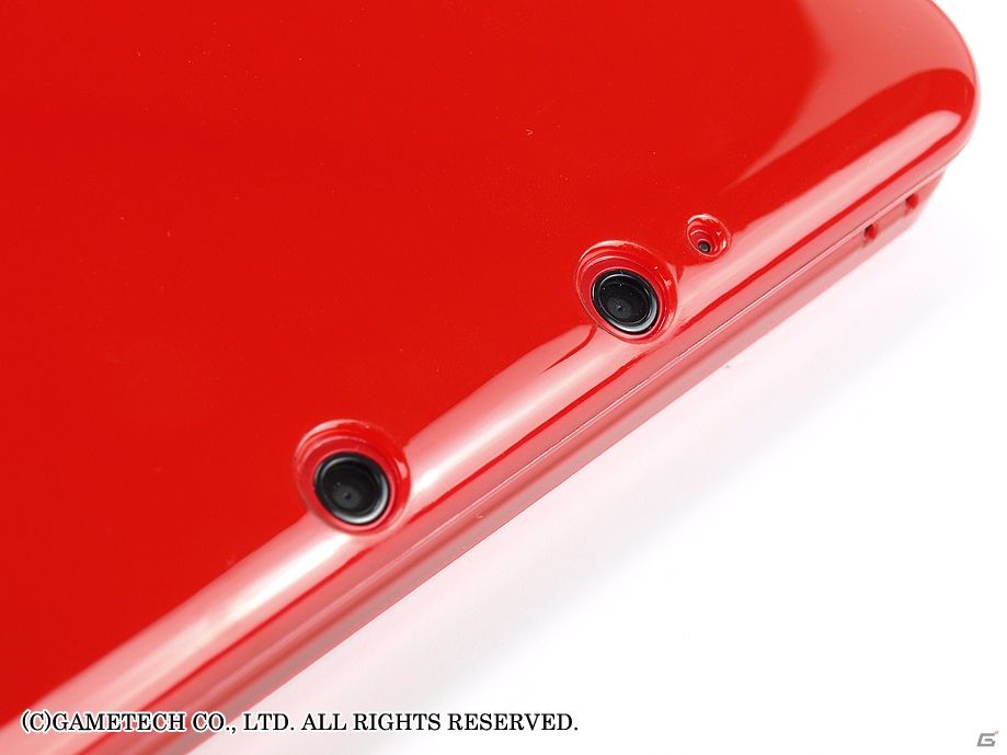 3DS LL本体外側をしっかり守るTPU素材プロテクトカバー「ソフトクリスタルシェル3DLL（全3色）」が10月31日に発売の画像16