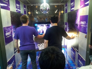 【韓国 XBOX 360 INVITATIONAL 2012】「Dance Central 3」ダンスパーティーの雰囲気を表現するゲームモードを制作、Usherのパフォーマンスも多大な影響をもたらすの画像2