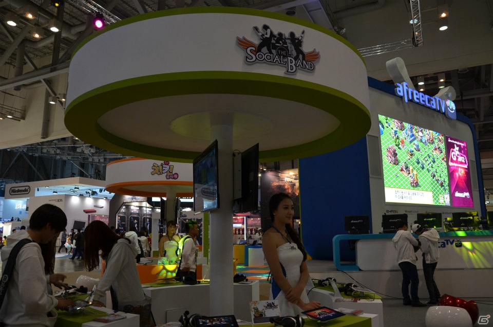 【G-STAR 2012】ホラーオンラインFPS「F.E.A.R.： Origin Online」や多彩なスマートフォンタイトルが出揃ったNowcomブースレポートの画像7