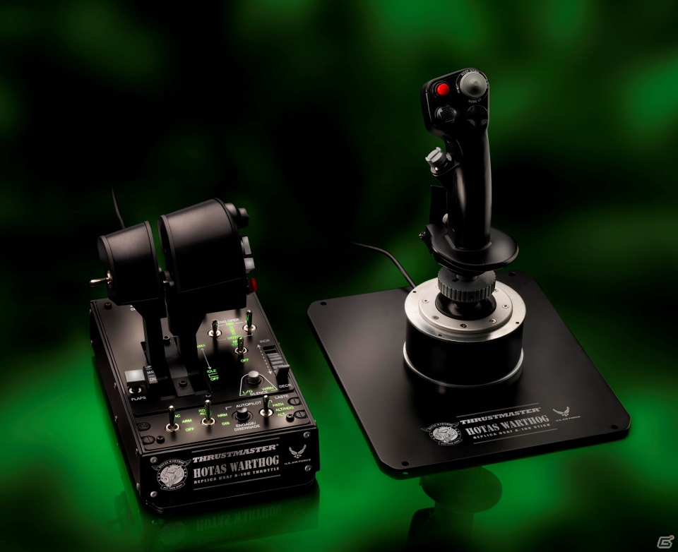THRUSTMASTER製のA-10C攻撃機装備「HOTAS」レプリカジョイスティック＆F-16戦闘機のMFDを再現した多機能USBコックピットパネルが11月29日に発売の画像6