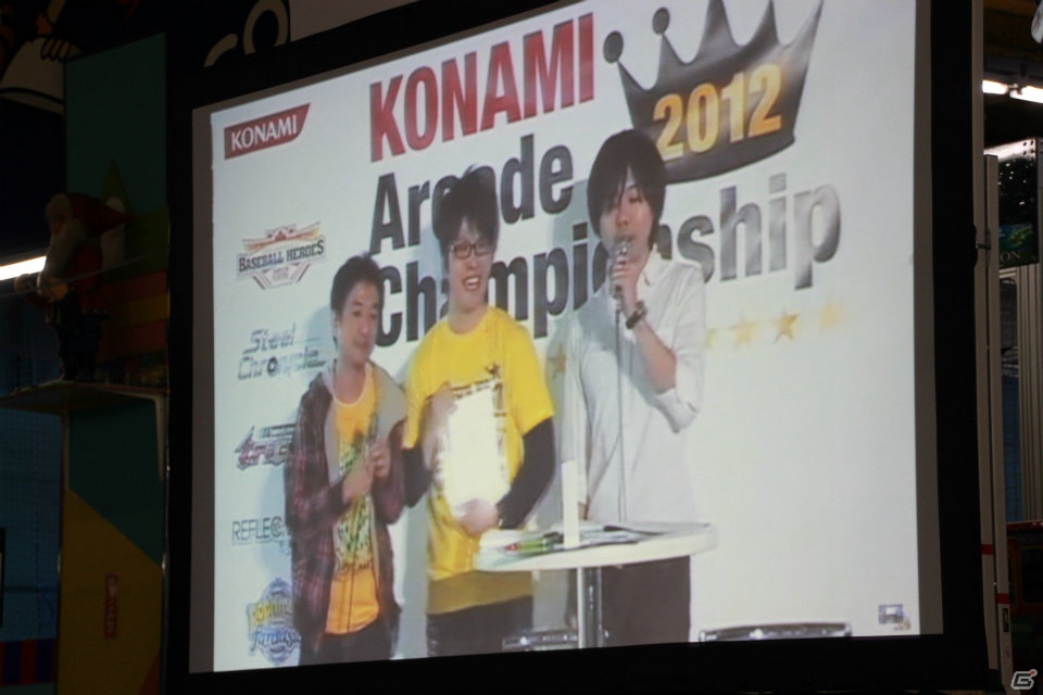 【KAC 2012】「SOUND VOLTEX BOOTH」「REFLEC BEAT limelight」「beatmania IIDX 20 tricoro」決勝ラウンドが開催、最終日もスーパープレイが続出！の画像5